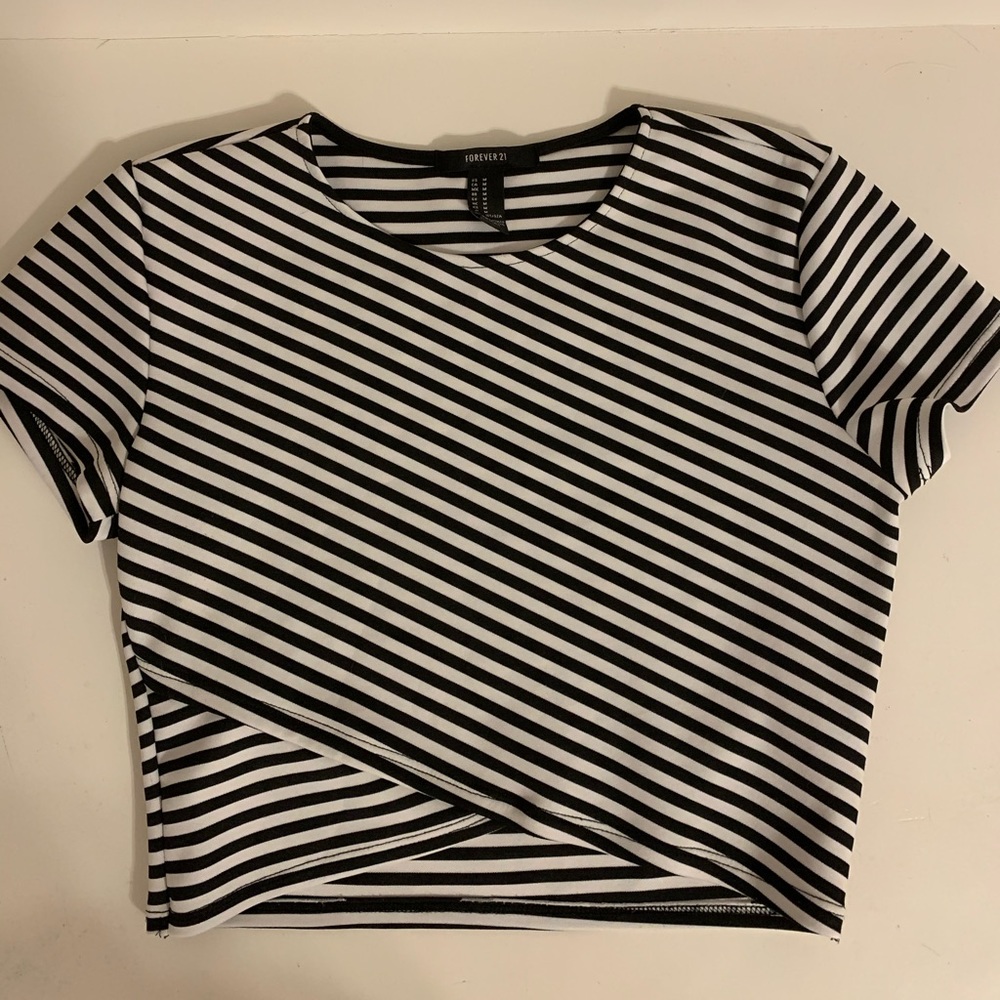 Forever 21 crop top